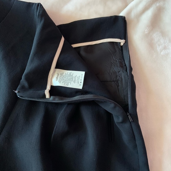 ARITZIA HIGH-WAISTED DRESS PANTS - Picture 7 of 7